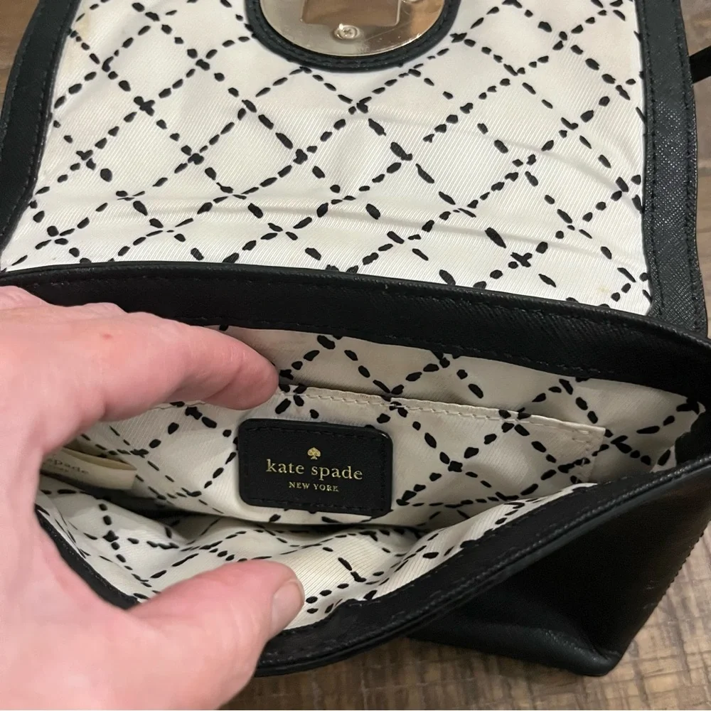 KATE SPADE Newbury Lane Sally Crossbody Black